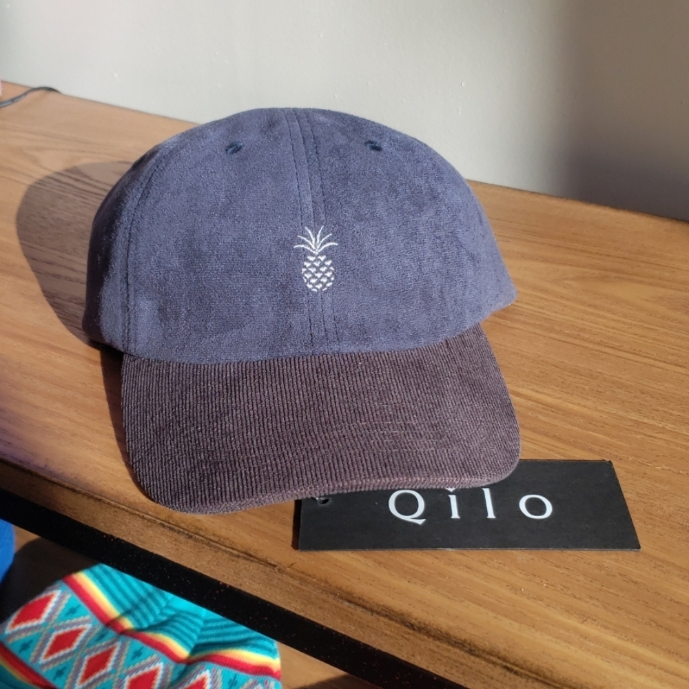 Qilo Corduroy/Micro-suede Hat